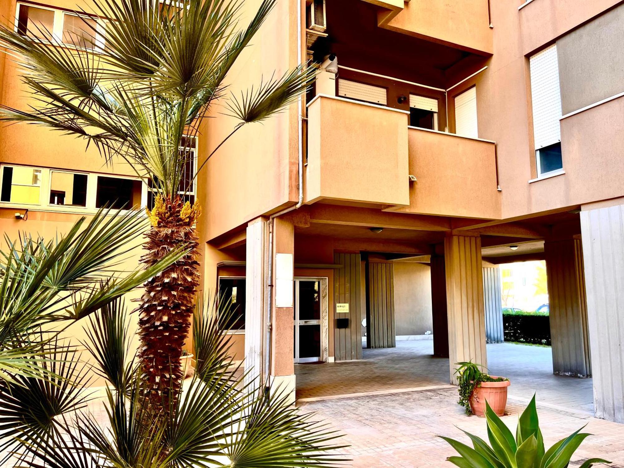 La Mansarda Di Nemi Apartment Trapani Exterior photo